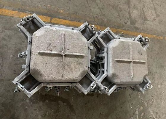 Rotationsformen formt Plastikwasser-Behälter 600L Roto mit Führungsschiene, die 8000-10000 Teile das Leben formen
