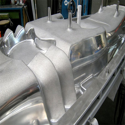 5 Meter Kunststoff-Kajakform mit matten und glänzenden Aluminium-Spritzgussformen