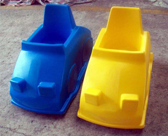 LLDPE kundenspezifische Rotationsgestaltungs-Kinderspiel HDPE MDPE Plastikauto-Form mit Gewohnheit farbigem UVbeständigem