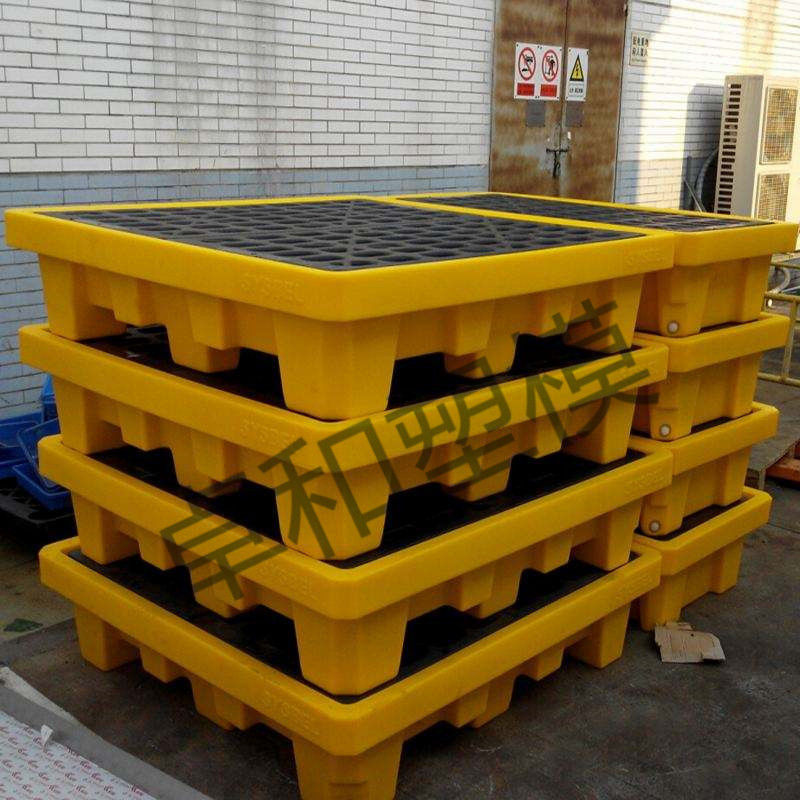 Soem-Polyäthylen Rotomolded zerteilt Plastiköl-Sumpf 250 Liter kundenspezifische Farbe-
